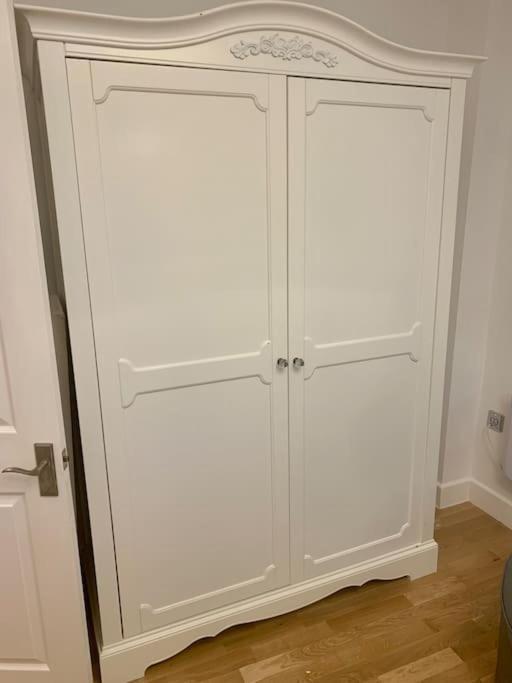 Renovated Miner'S Cottage - Family & Dog Friendly Abertillery Экстерьер фото