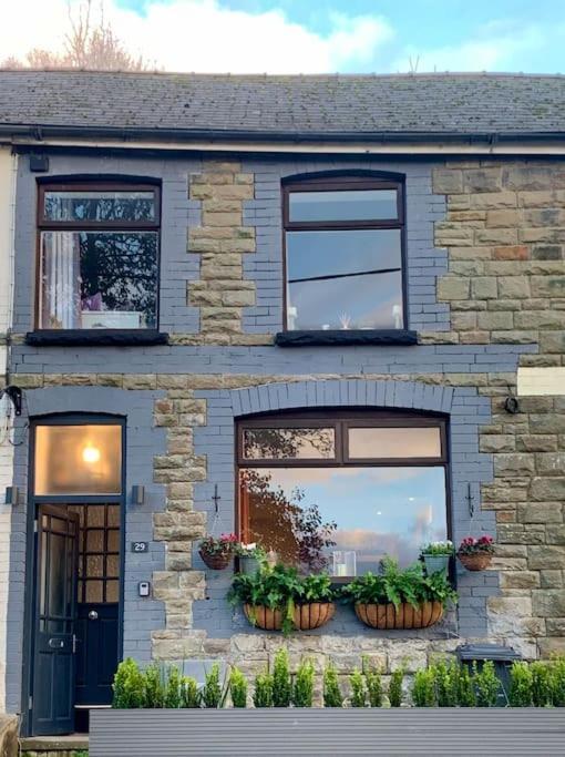 Renovated Miner'S Cottage - Family & Dog Friendly Abertillery Экстерьер фото